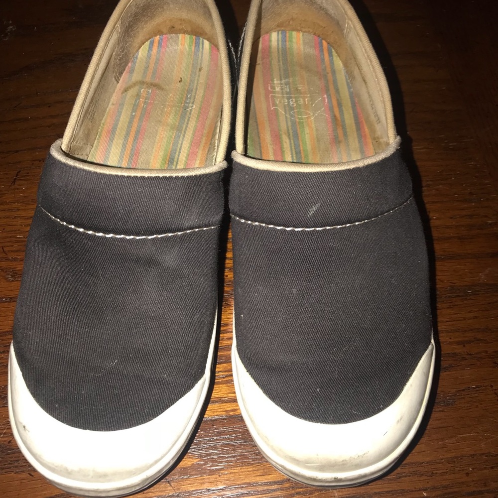 Black Canvas Dansko